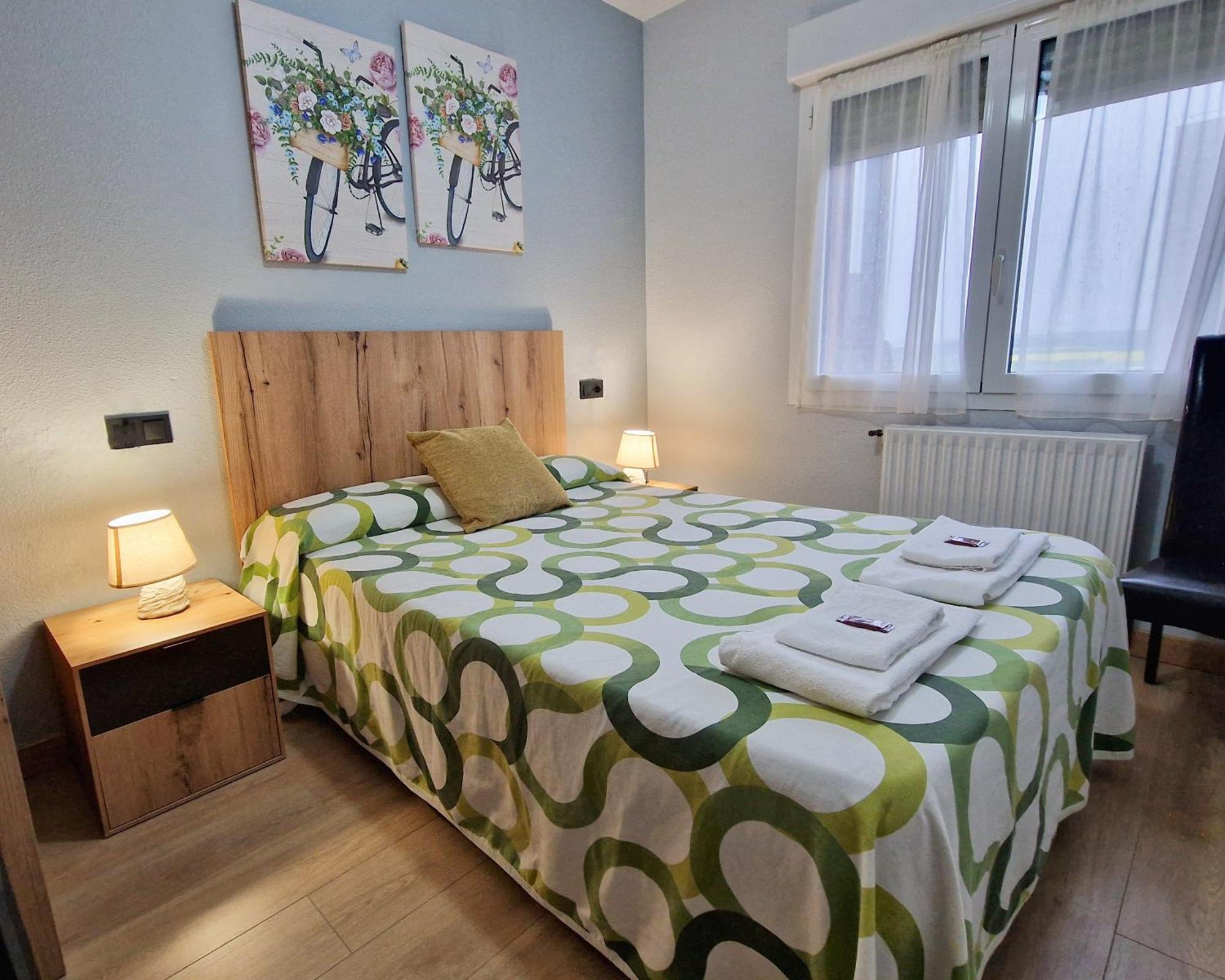 Pension Pamplonabeds Exteriör bild